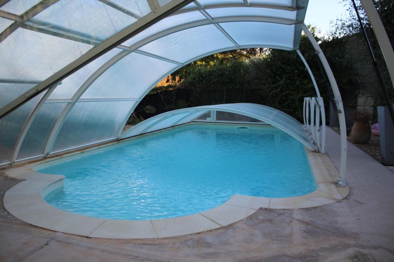 Philippe & Marie, A Louer Petite Chambre Chez L'Habitant Avec Terrasse Dans Villa, Au Pied Du Luberon Cucuron Dış mekan fotoğraf