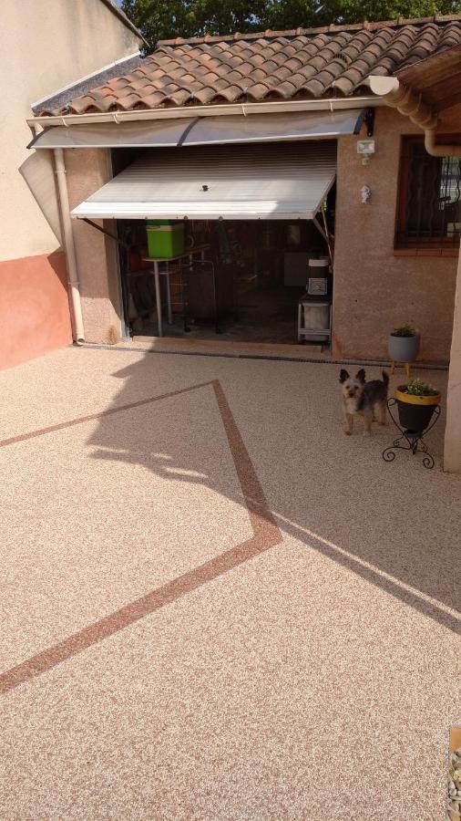 Philippe & Marie, A Louer Petite Chambre Chez L'Habitant Avec Terrasse Dans Villa, Au Pied Du Luberon Cucuron Dış mekan fotoğraf